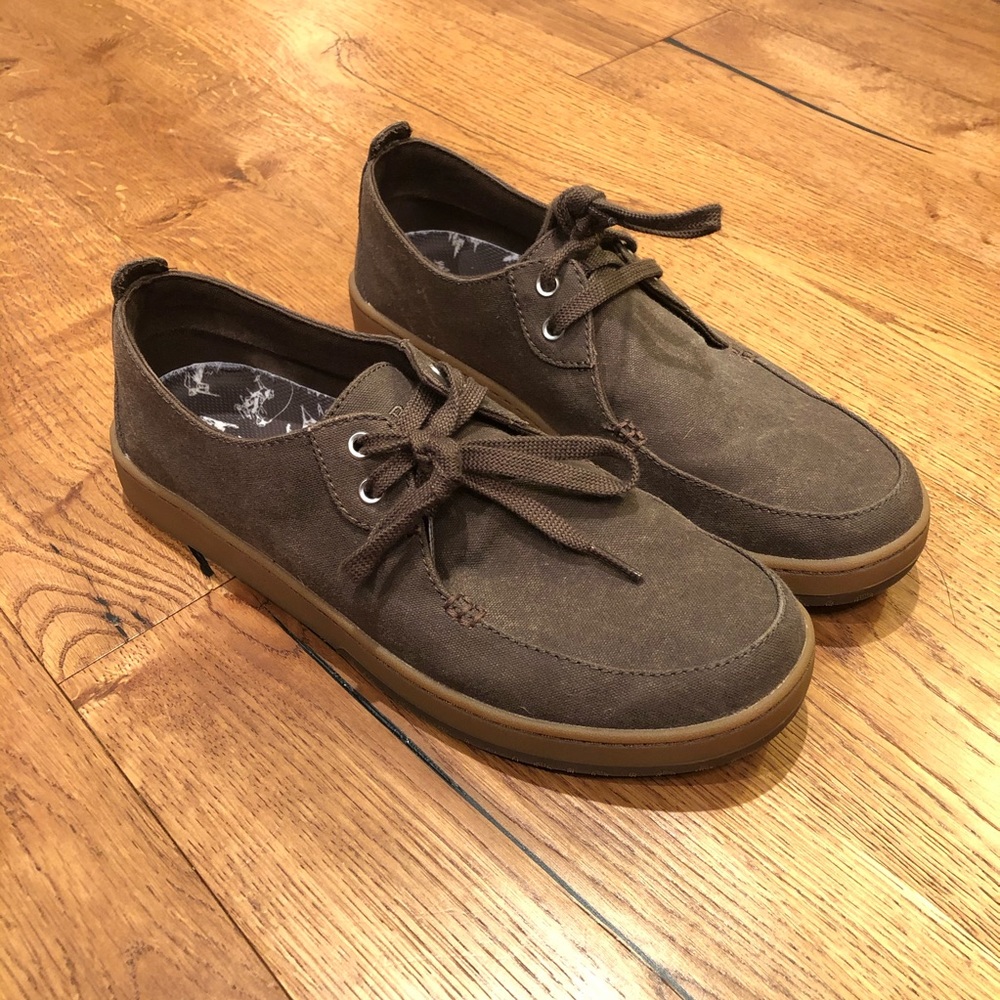 Size 11 LL Bean Brown Sneakers